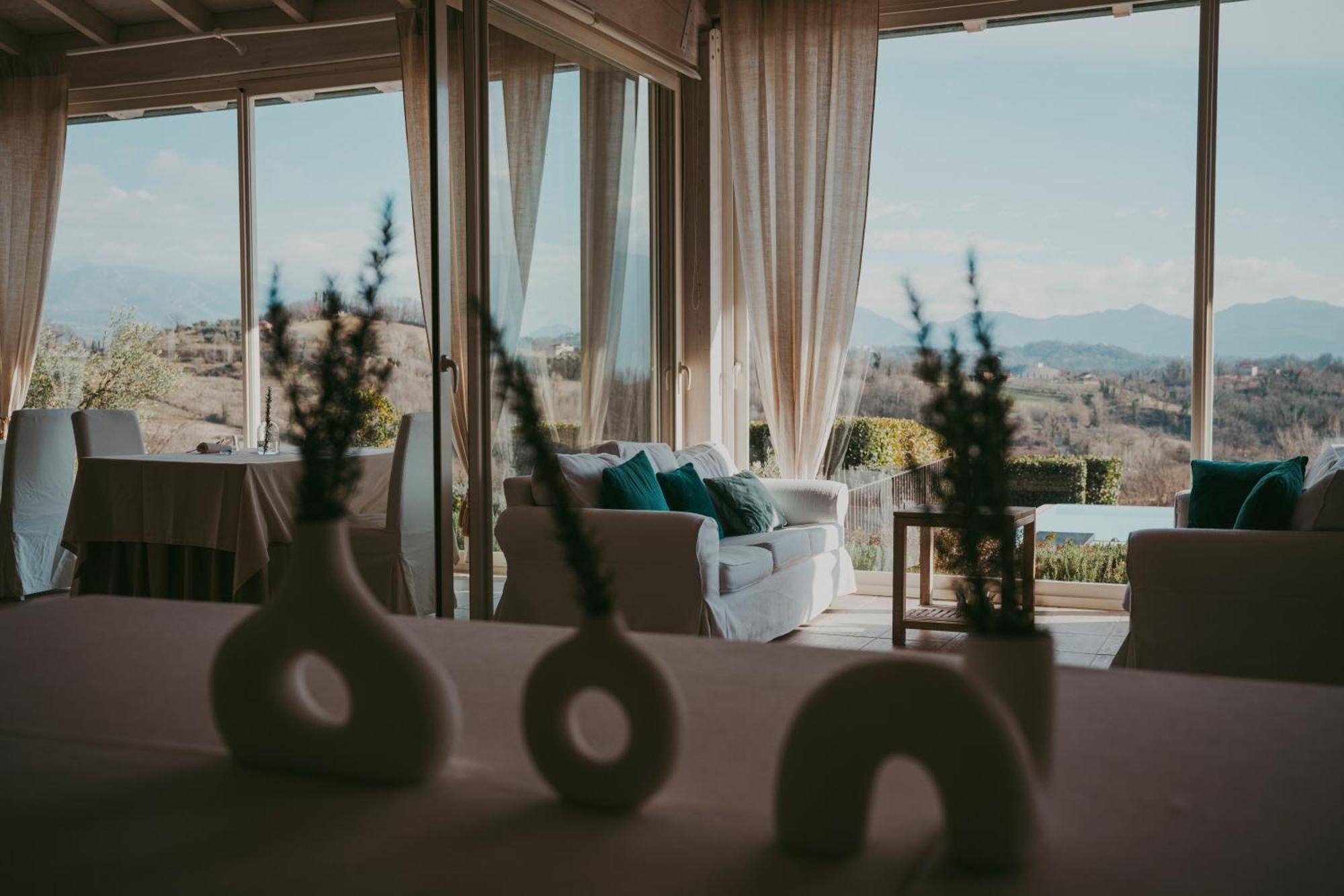 Relais Colle Buono Hotel 4*