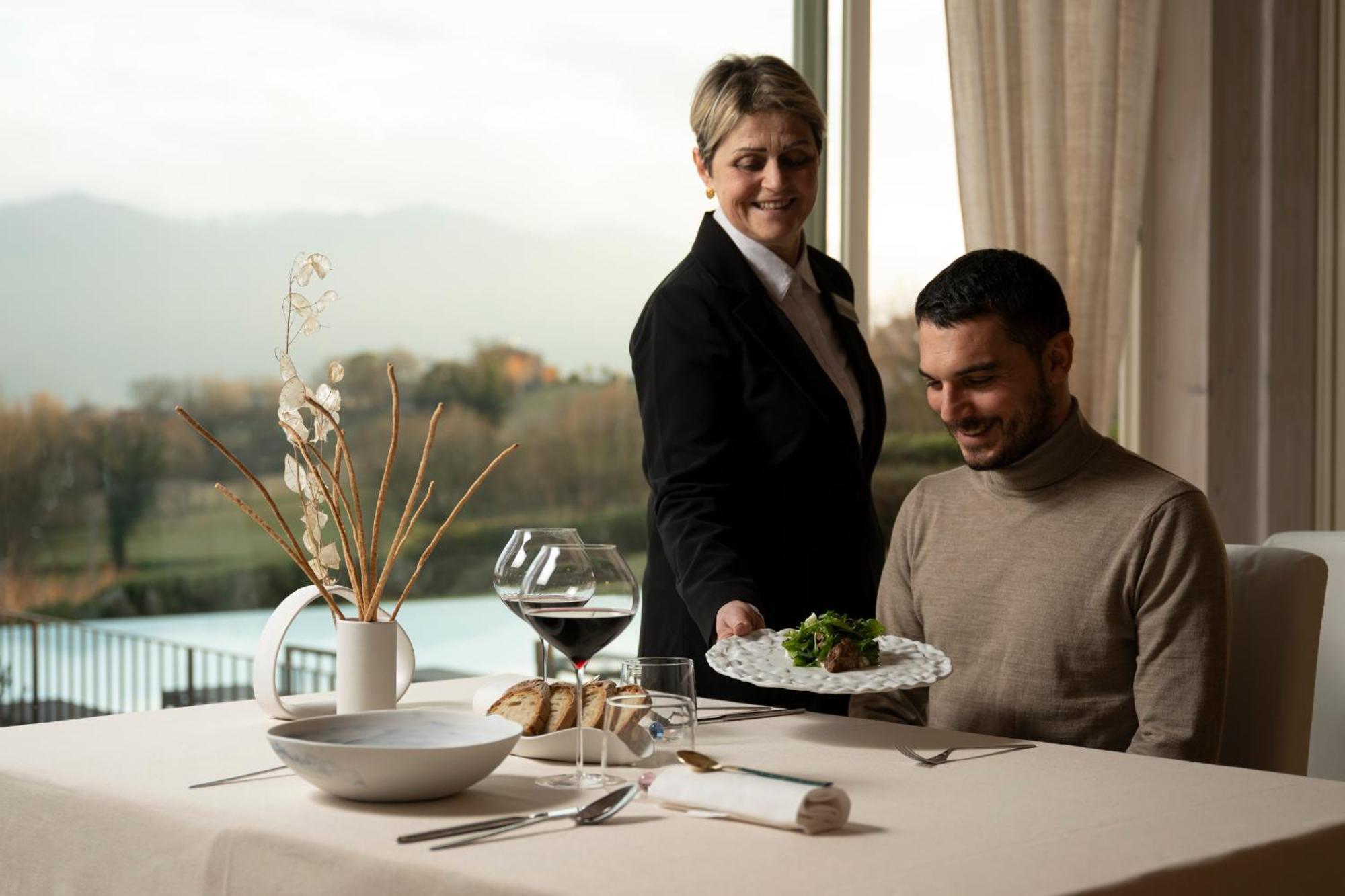 Relais Colle Buono Hotel 4*